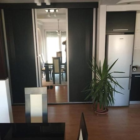 Brand New Apt In City Center บิโตลา ภายนอก รูปภาพ