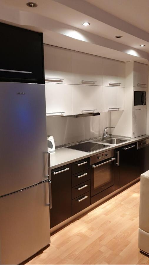 Brand New Apt In City Center บิโตลา ภายนอก รูปภาพ