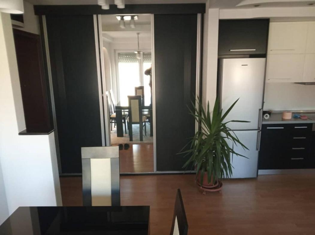 Brand New Apt In City Center บิโตลา ภายนอก รูปภาพ
